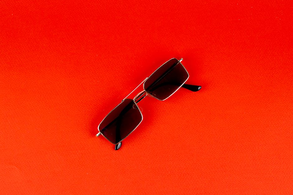 Eyewear Trends: From Bold to Subtle Styles